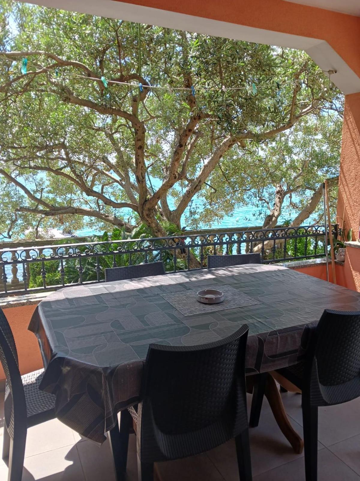 Apartmani Valerija I Joso Bibinje Phòng bức ảnh